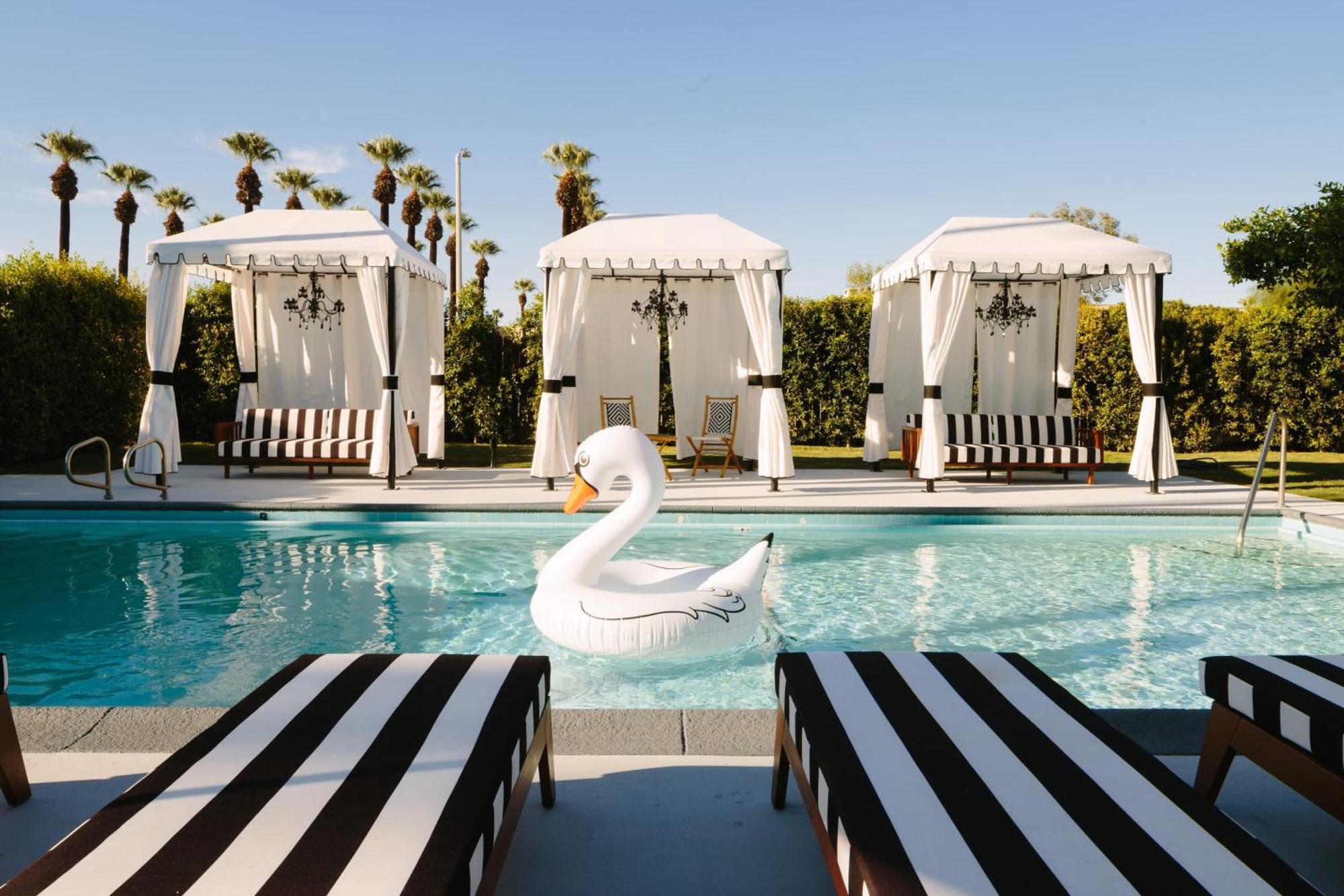 Hotel El Cid By Avantstay 16 Occ Full Hotel Buyout In Palm Springs W Pool Exterior photo